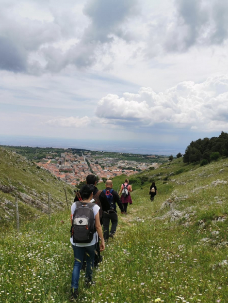 monte castellana sentiero